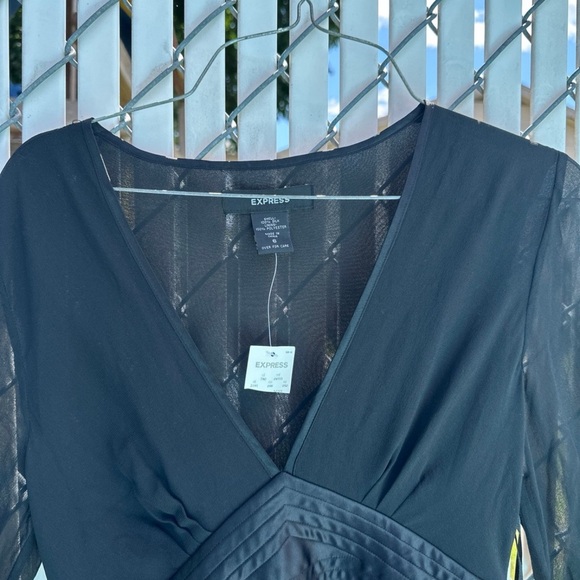 Express Silk Dress Size 6 - Picture 2 of 3